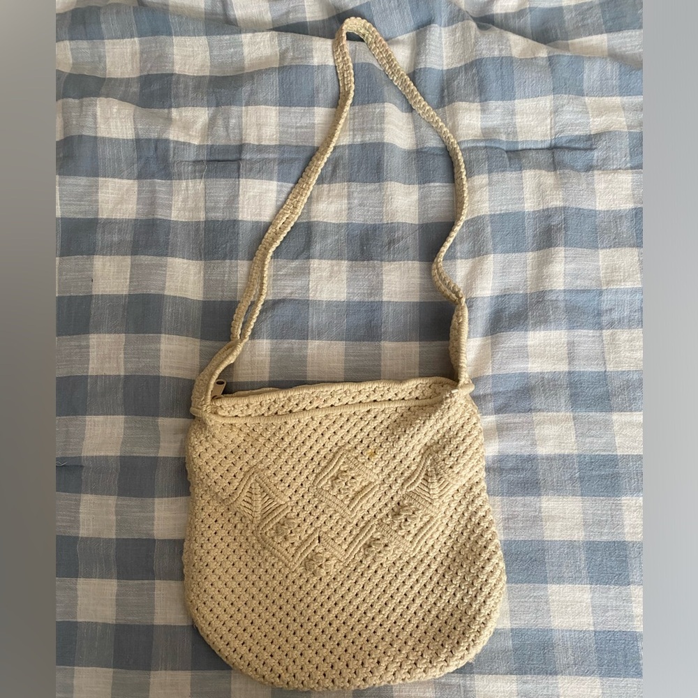 Vintage macrame hand bag